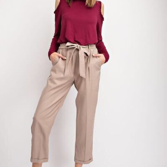 Cold Shoulder Loose Fit Top - Picture 7 of 7